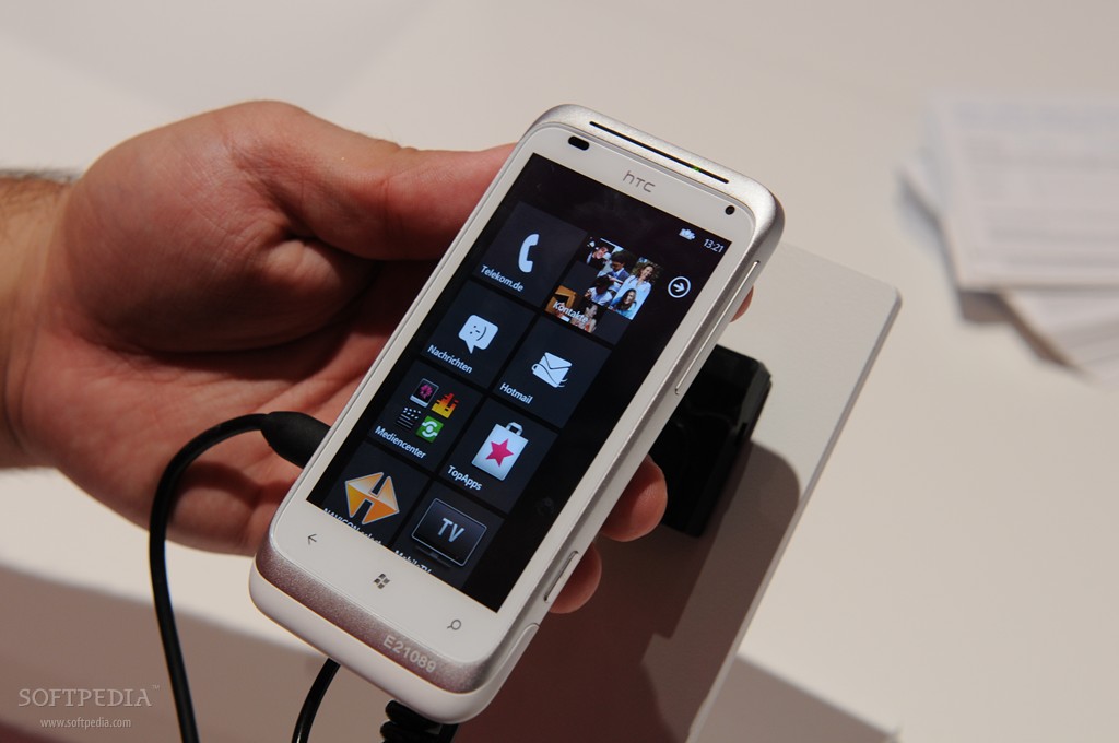 Анонсирован смартфон HTC Radar на Windows Phone